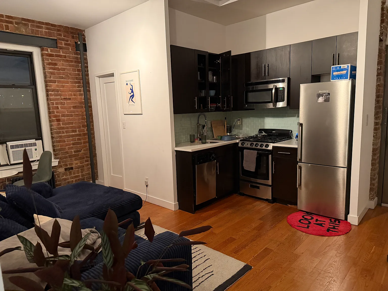 259 East Broadway — Photo 3