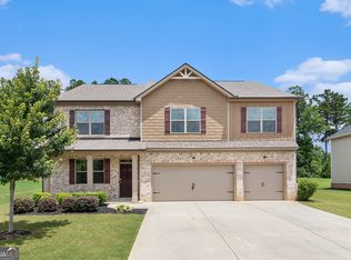 8041 Louis Dr, Locust Grove, GA 30248