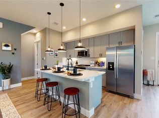 5215 Pinemont Creek Ln, Houston, TX 77091