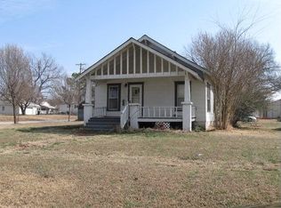 623 N Bullitt St, Holdenville, OK 74848