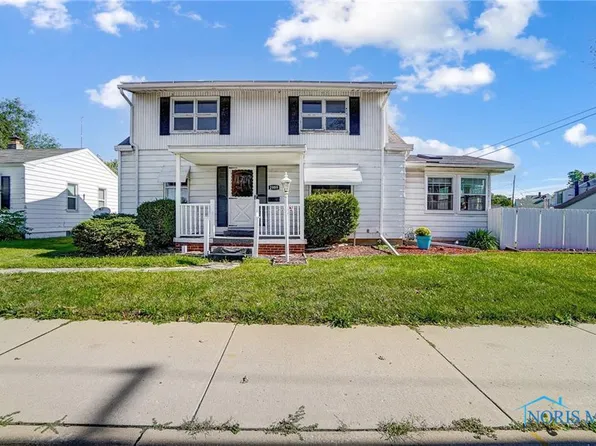 2989 S Byrne Rd, Toledo, OH 43614