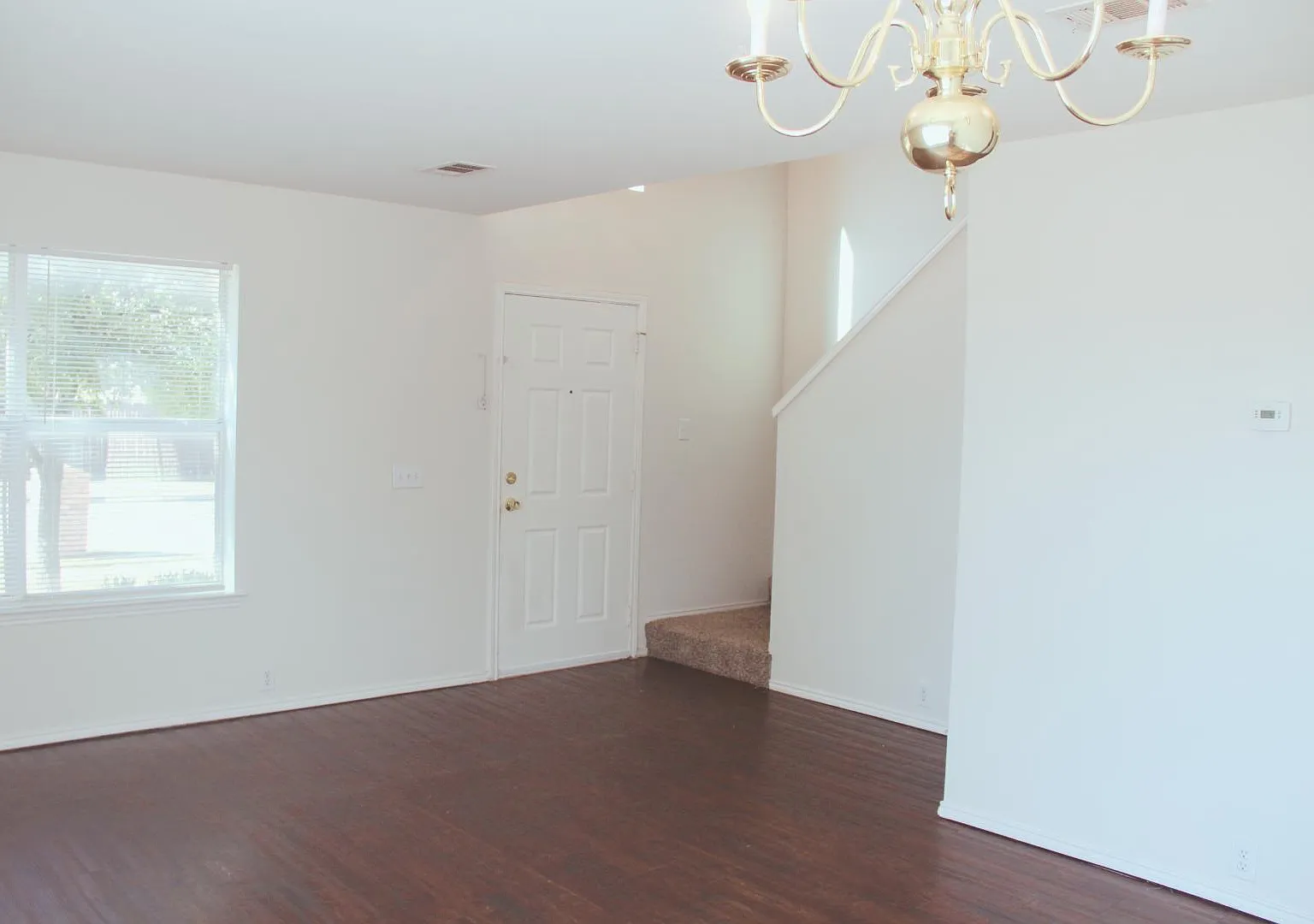 1825 Crested Butte Dr — Photo 3