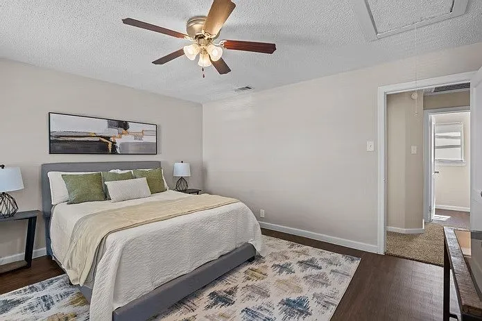 Townhomes at South Highlands — Photo 23