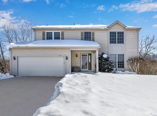 1011 Autumn Dr, Antioch, IL