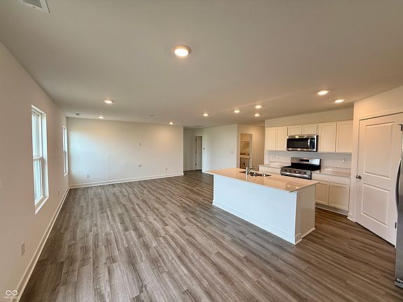 6th image of this home