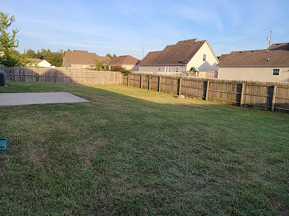 5th image of 2410 Quest Ave