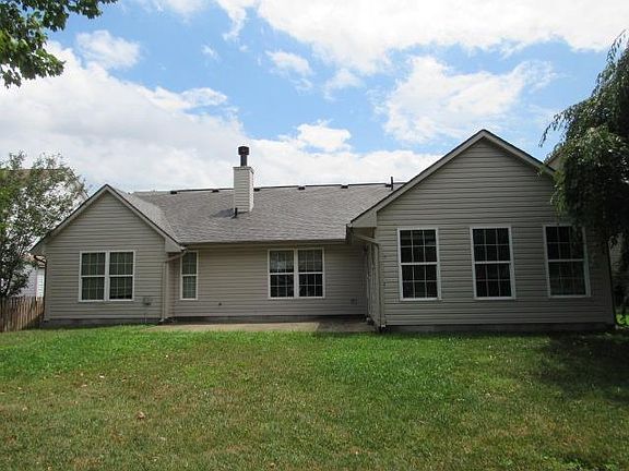 4th image of 104 Bay Hill Ct