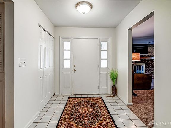 4th image of 4010 Cozycroft Dr