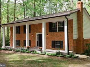 26530 Forest Hall Dr, Mechanicsville, MD 20659