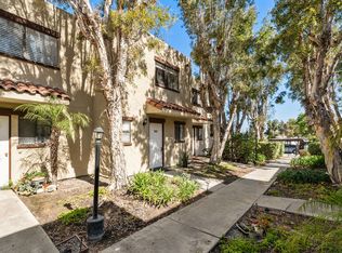 2 Bedroom 1.5 Bath Townhome with pvt patio (AC/Pool/Gated Parking/EV Chargers), Lemon Grove, CA 91945