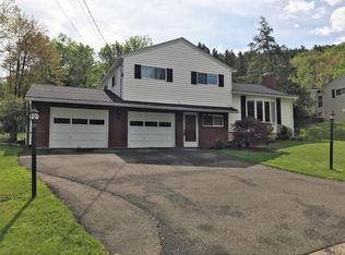 4852 Marshall Dr E, Vestal, NY 13850