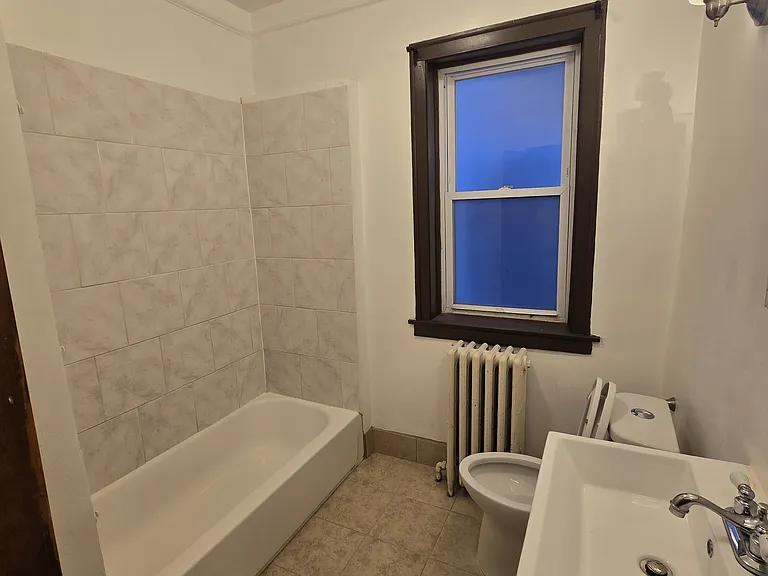 6942 S Maplewood Ave #1 — Photo 10