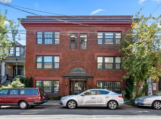 2076 NW Johnson St APT 302, Portland, OR 97209