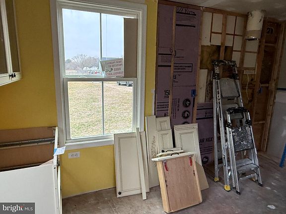 4th image of 1530 N Tuckahoe Rd