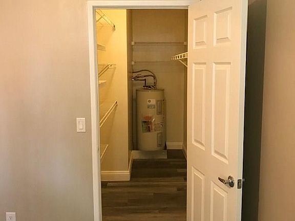 5th image of 5118 S Jones Blvd Unit 102