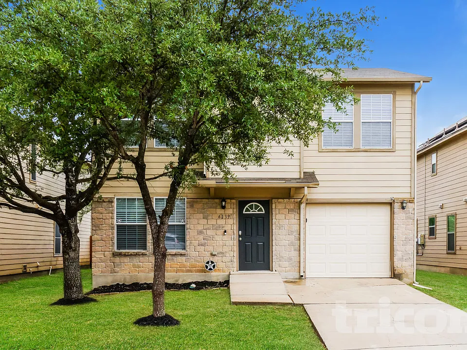 6139 Plumbago Pl