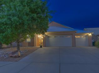 2225 Deer Trail Loop NE, Rio Rancho, NM 87124