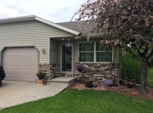 468 Pine Tree Dr, Fond Du Lac, WI 54935