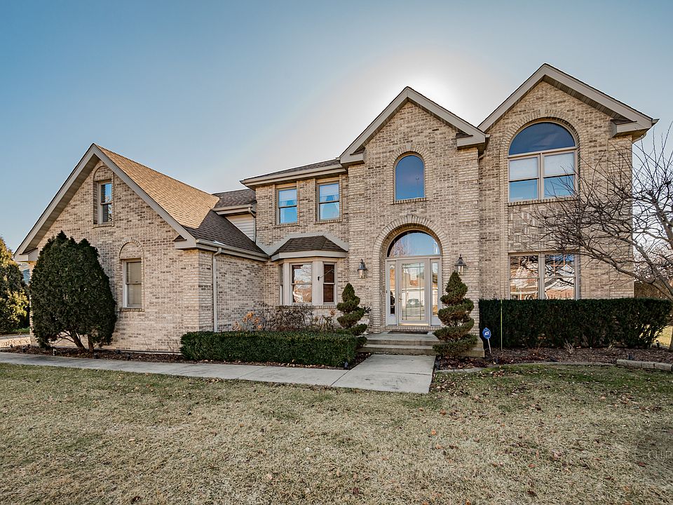 1st image of 24143 W Merlot Ln