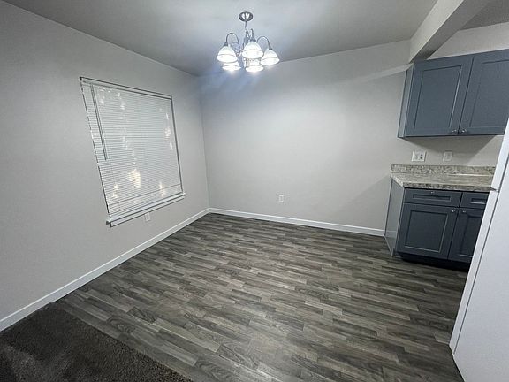 4th image of 1260 Beach Ave #A