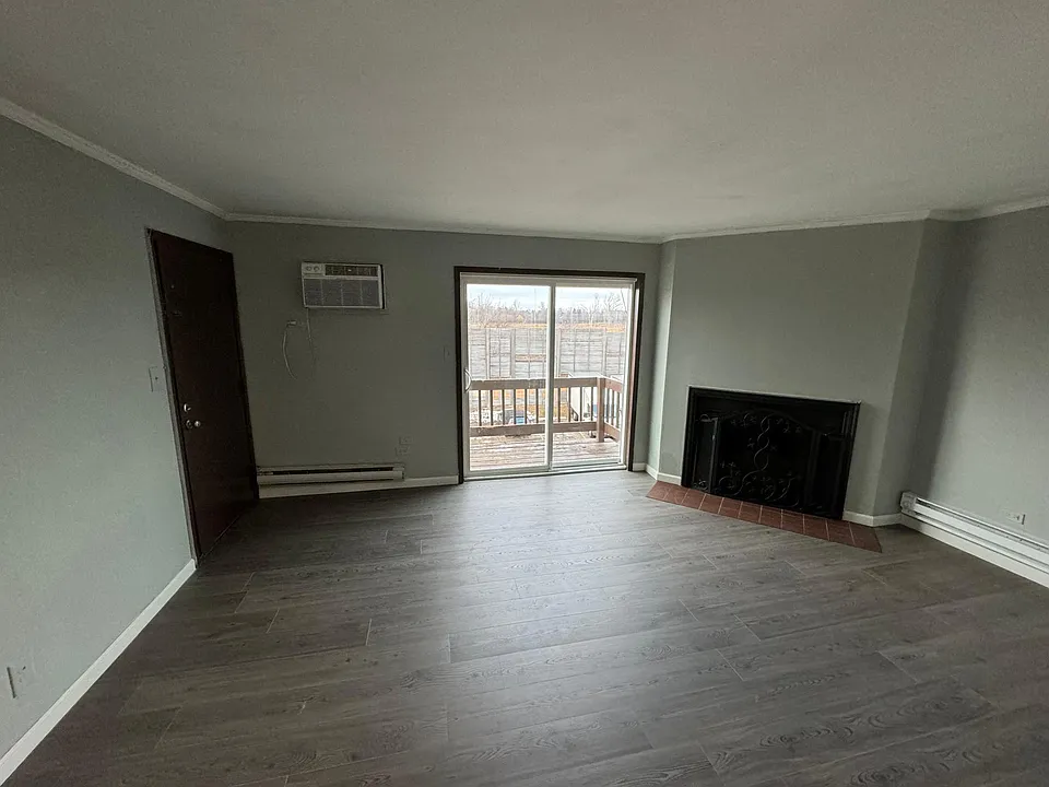 4253 Jennifer Ln #3E