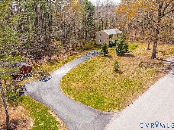 2nd image of 501 Rustic Dr