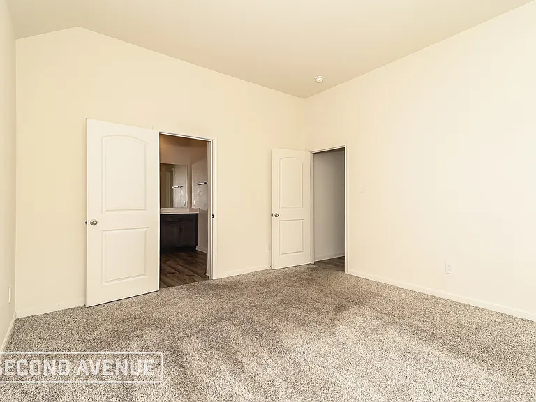 1329 Woodwinds Dr — Photo 11