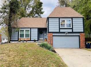 1408 E 99th St, Kansas City, MO 64131