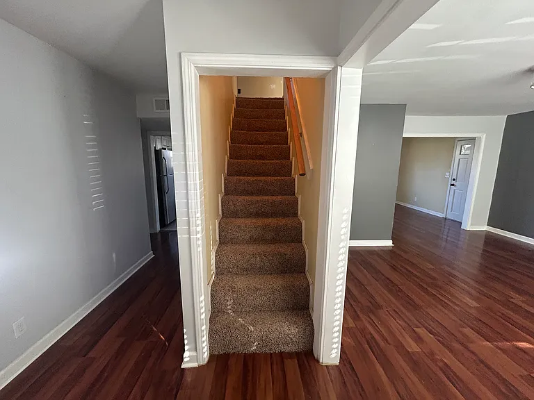 390 Fawn Dr — Photo 11