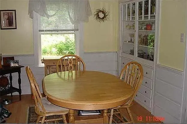 3 bed, 1199 sqft, $3,000 — Photo 2