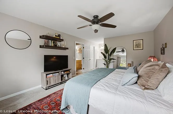 446 Valley Dr #201 — Photo 3