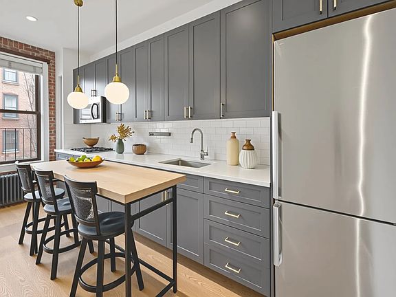 2nd image of 40 Market St #5