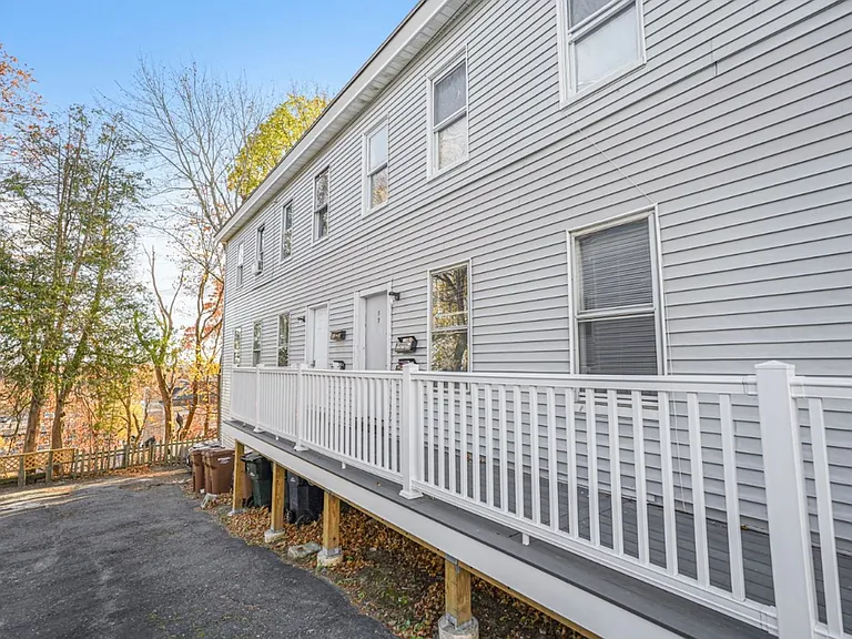 56 Devens St — Photo 14