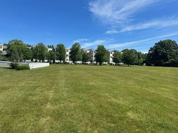 57 Diamond Point Ln, New Buffalo, MI 49117