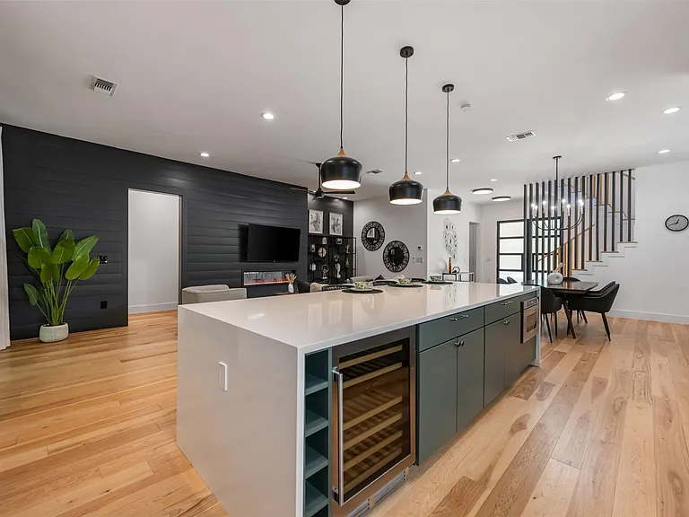 2603 Euclid Ave — Photo 7