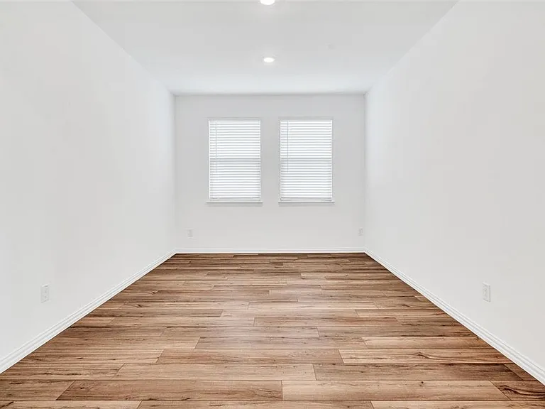 5108 Wilder Ave — Photo 18