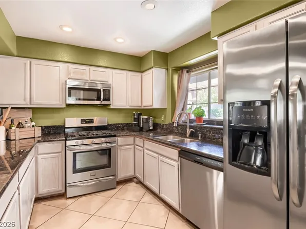 9271 Silver Arrow Ct, Las Vegas, NV 89117