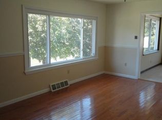 913 7th Ave, Conway, PA 15027