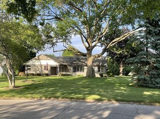 1075 Prospect Blvd, Waterloo, IA 50701