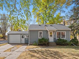 46 5th Ave NE, Hutchinson, MN 55350