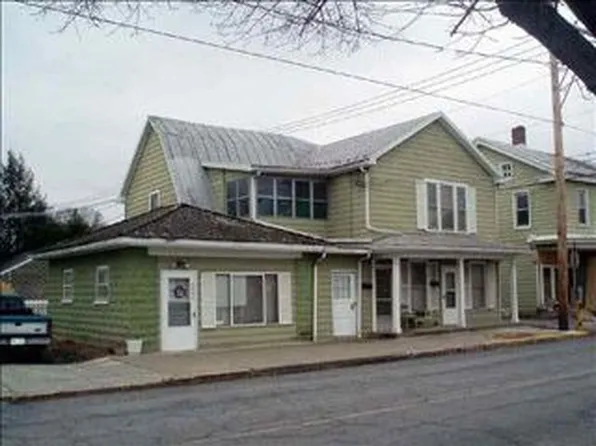 219 Walnut St, Newport, PA 17074