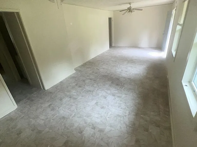 5421 Crepe Myrtle Dr — Photo 2