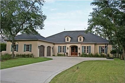 Welcome to 782 Ruckel Drive on the golf course in sought-after Rocky Bayou Country Club Estates!