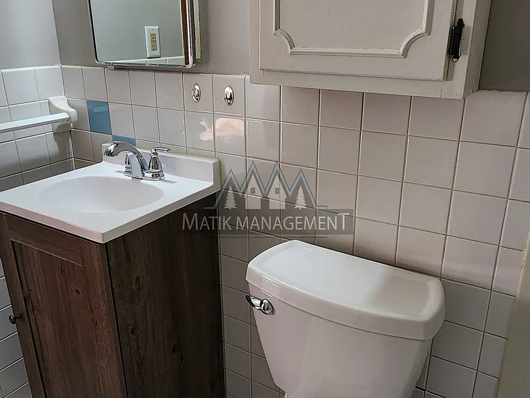 820 Broadway Ave N #304 — Photo 21