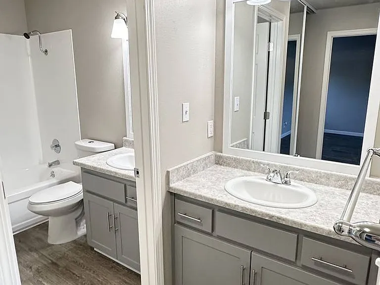 Sahara Apartments — Photo 6