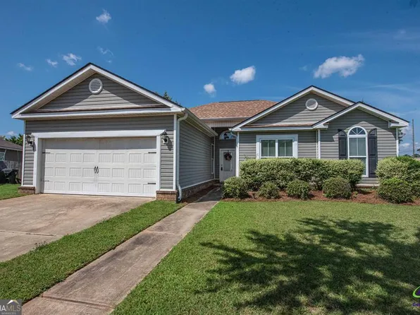 108 Saint Augustine Dr, Bonaire, GA 31005