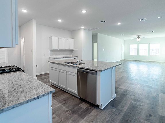 4th image of 504 Estuary Dr