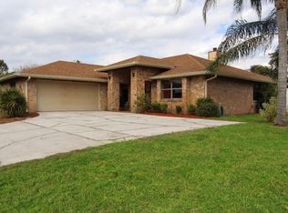 575 Somerset Dr, Auburndale, FL 33823