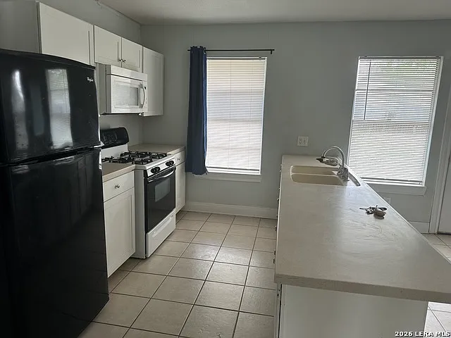 2 bed, 1.5 bath, 1537 sqft, $1,200 — Photo 4