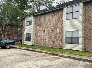 5435 Nicholson Dr APT B, Baton Rouge, LA 70820